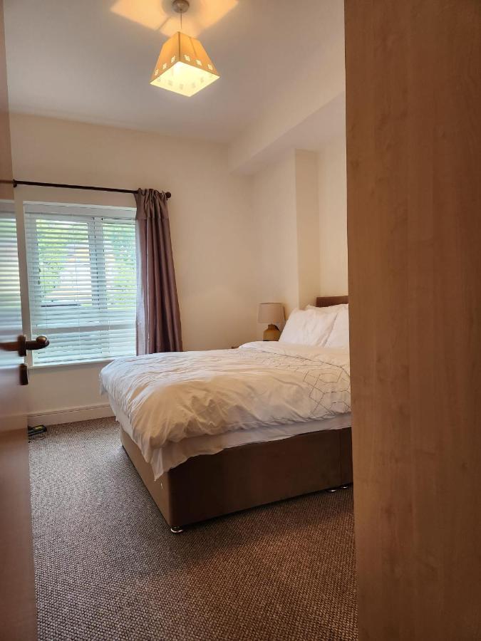Our Tiny Little Home Cork Bagian luar foto