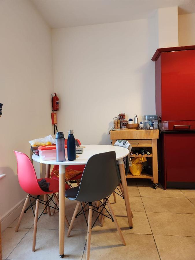 Our Tiny Little Home Cork Bagian luar foto